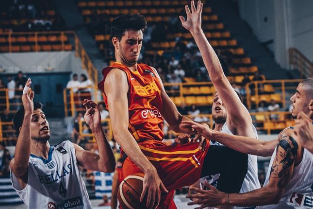 España cae ante una gran Grecia y luchará por el bronce (56-77)