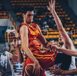 España cae ante una gran Grecia y luchará por el bronce (56-77)