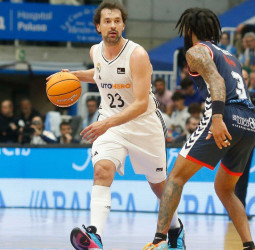 El Real Madrid sella en Lugo su primera plaza en la regular (69-79)