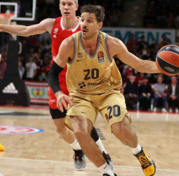 El Barcelona se aleja del Bayern a base de triples (73-84)