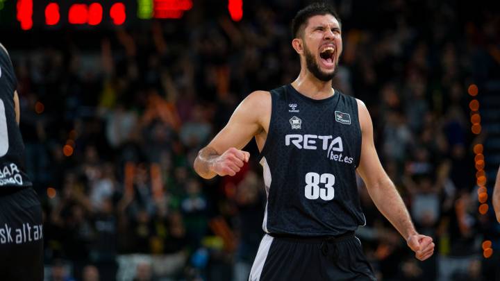 Unicaja Málaga decidido a fichar a Axel Bouteille
