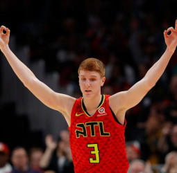 Kevin Huerter, cuatro años más en los Atlanta Hawks