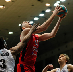 Nikola Milutinov, en la agenda de la Virtus Bolonia