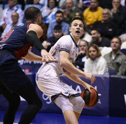 Fernando Zurbriggen demuestra que está preparado para ser base titular en ACB