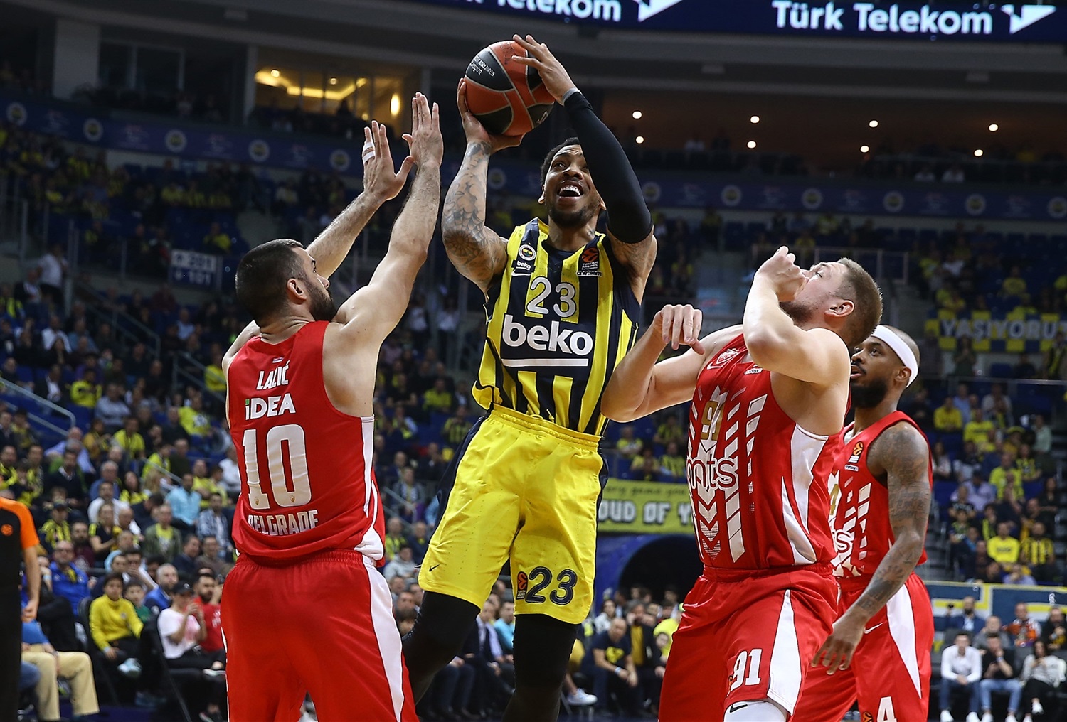 El Bayern Munich se interesa en Malcolm Thomas