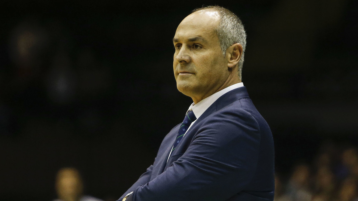 Curro Segura deja de ser el técnico del Coosur Real Betis