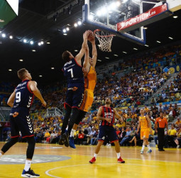 [1-1] El Buesa Arena tendrá la última palabra (94-79)