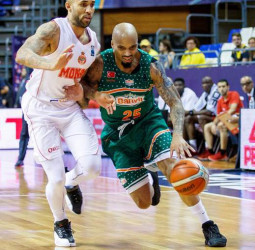 El Armani Milán se interesa en Jordan Theodore