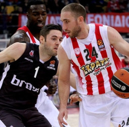 Lojeski será si acepta una condición, jugador del Barcelona Lassa