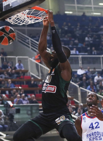 El Panathinaikos cierra la racha de victorias del Anadolu Efes (86-70)