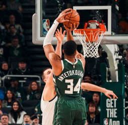 Antetokounmpo minimiza un nuevo triple-doble de Jokic, 112-121