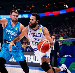 Eslovenia termina séptima, en la despedida de Datome (85-89)