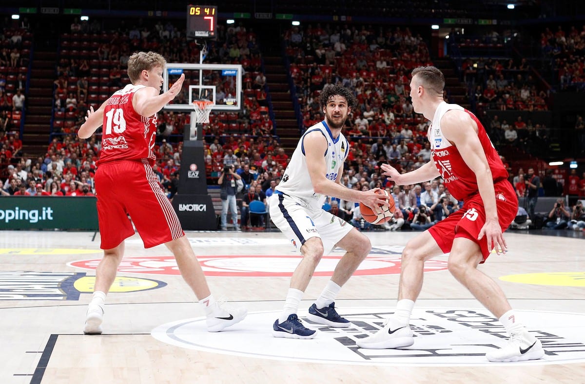 Venezia y Milán se dejan arrebatar el primer encuentro de las semifinales italianas
