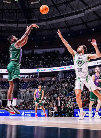 Unicaja supera de forma notable al Tofas Bursa, 89-70