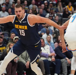 Los Nuggets rompen la condición de invicto de los Thunder, 122-124