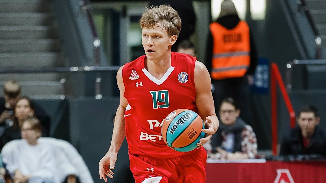 Mindaugas Kuzminskas, cerca del Zenit St. Petersburg