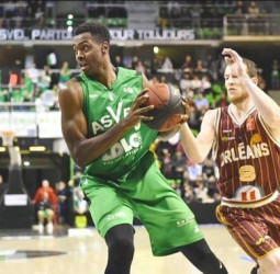 Los San Antonio Spurs fichan al galo Livio Jean-Charles