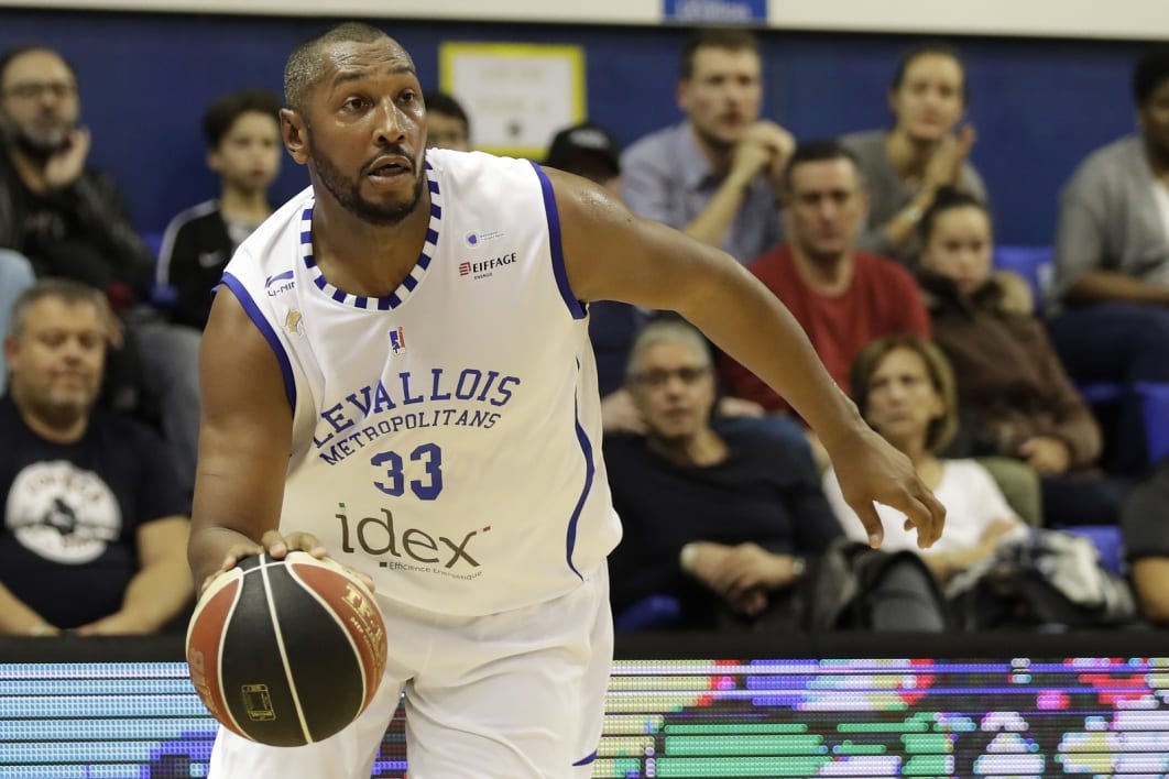 Boris Diaw se marca un triple-doble en la liga francesa