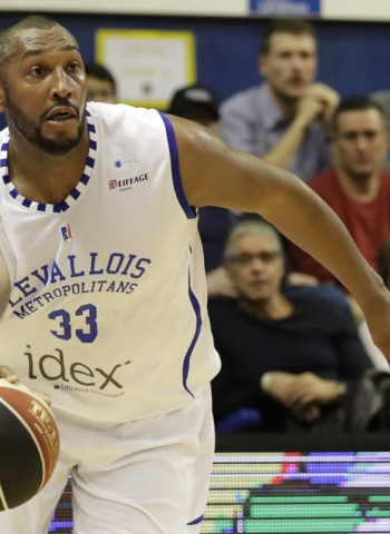 Boris Diaw se marca un triple-doble en la liga francesa