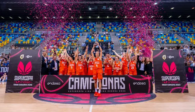 Valencia Basket se alza con su segunda Supercopa en un emocionante final