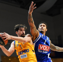 Alexey Shved vuelve a las canchas
