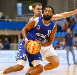 Río Breogán gana al Porto y se lleva el Torneo Internacional Fogar de Breogán