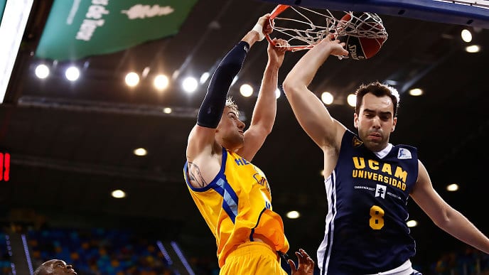 El Herbalife Gran Canaria resiste y obtiene un triunfo con valor doble ante UCAM Murcia (83-71)