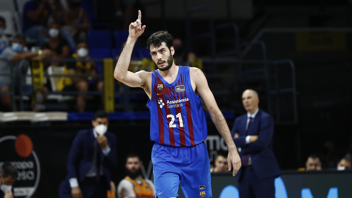 Abrines, lesionado en la rodilla izquierda
