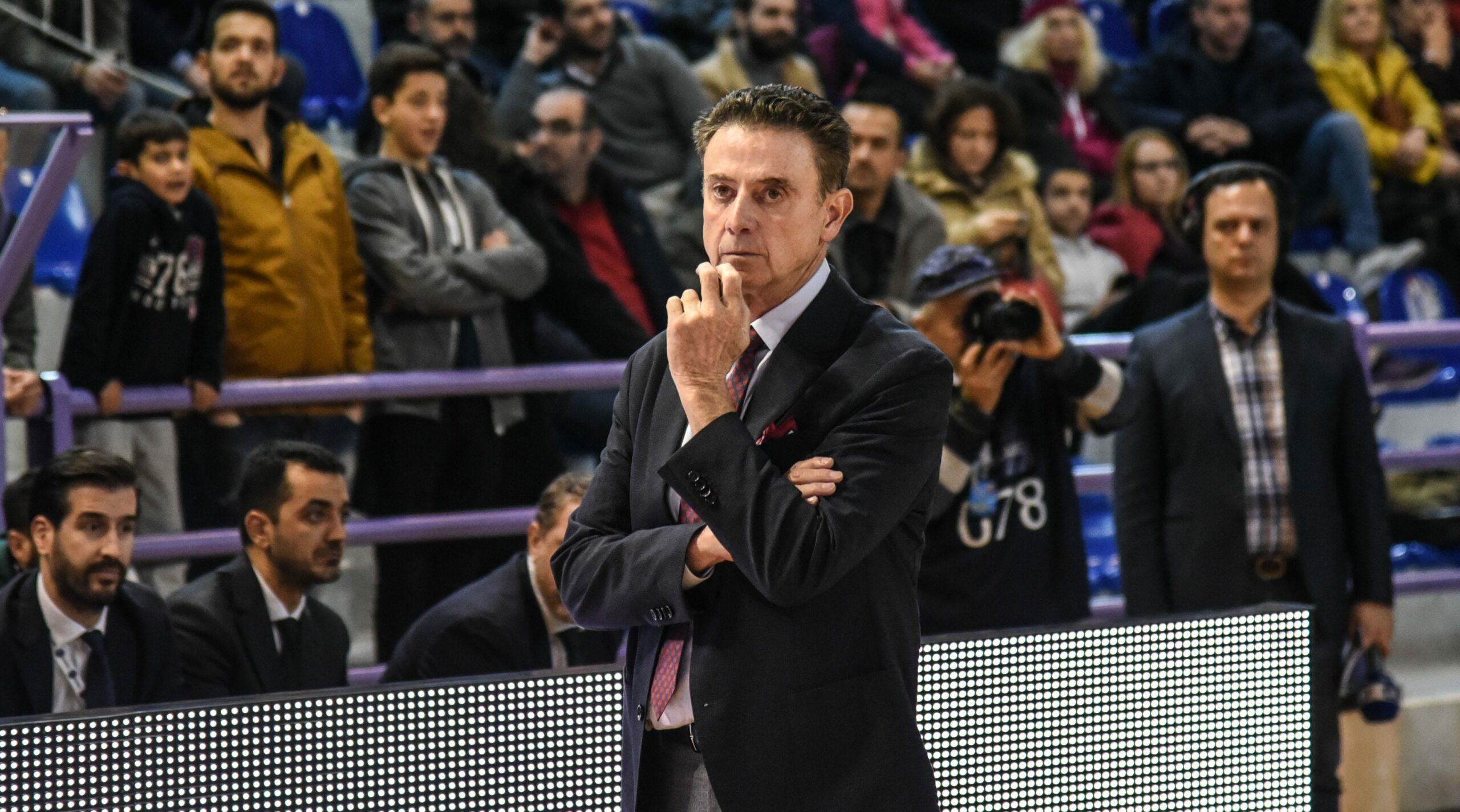 Rick Pitino, opción para ser entrenador de los Cleveland Cavaliers