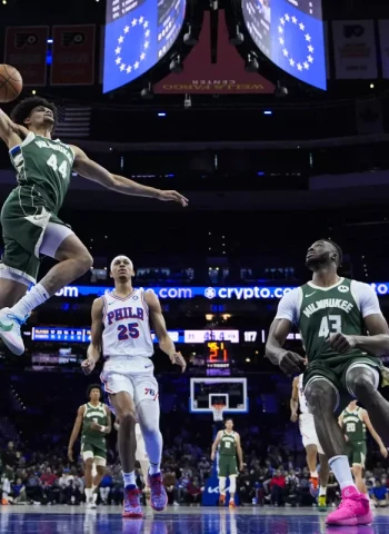 Doc Rivers gana en su vuelta a Philadelphia