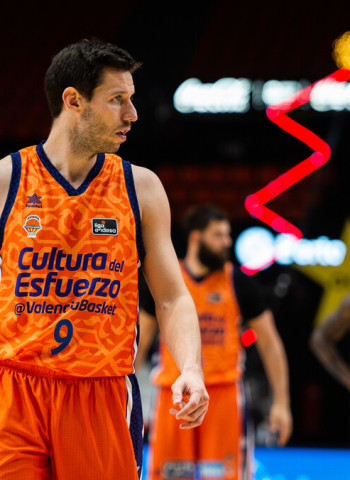 Van Rossom abre la puerta de Copa al Valencia Basket (89-78)