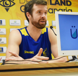 John Shurna: «En un derbi siempre hay una motivación extra»