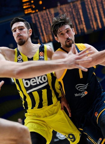 El Khimki obtiene una importante victoria ante el Fenerbahce (82-68)