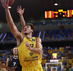 Un Dreamland Gran Canaria de récord supera al Slask Wroclaw (81-77)