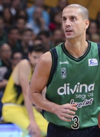 El Divina Seguros Joventut no puede igualar la oferta de Obradoiro por Sàbat