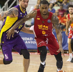 UCAM Murcia visita al Enisey sin Hannah, Oleson, Antelo ni Faverani