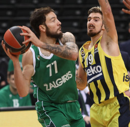 El Zalgiris Kaunas destruye al Fenerbahce (99-62)