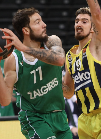 El Zalgiris Kaunas destruye al Fenerbahce (99-62)