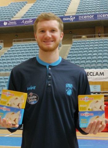 Pescamar donará siete kilos de conservas gracias a los triples de Ben Simons