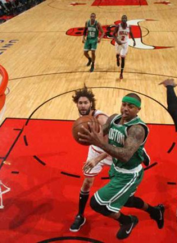 [1-2] Los Celtics asaltan el United Center para evitar males mayores (104-87)