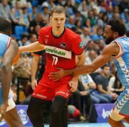 Granada remata bien la faena en Lugo y se aleja de la zona roja, 74-92