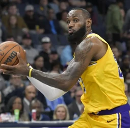 Los Lakers no tienen demasiados problemas ante los Grizzlies