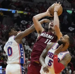 Los Sixers, sin Embiid, no pueden con los Heat