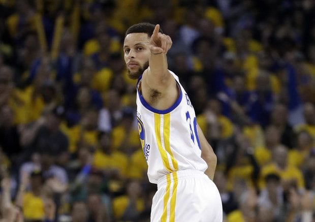[2-0] Los Warriors aprovechan la ocasión para minar la moral de los Spurs (100-136)