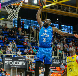 El 'francotirador' Armand da la primera al Urbas Fuenlabrada (91-78)