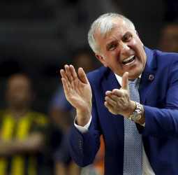 El Fenerbahce negocia una renovación a la baja con Zeljko Obradovic
