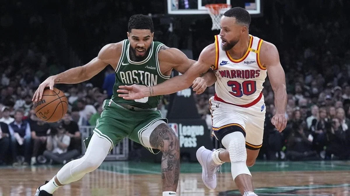 La noche NBA: Jokic monstruoso, Cavaliers único invicto, y los Warriors pueden con los Celtics