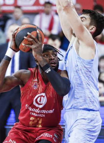 El Breogán gana en Zaragoza y sueña con la Copa (88-90)