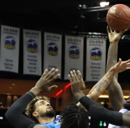 ALBA Berlín se llevó una ajustada serie en los instantes finales (79-75)