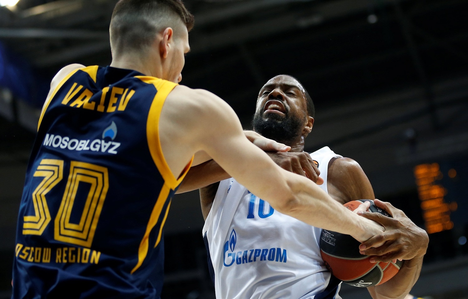 El Zenit se impone en el derbi ruso ante el Khimki (70-91)